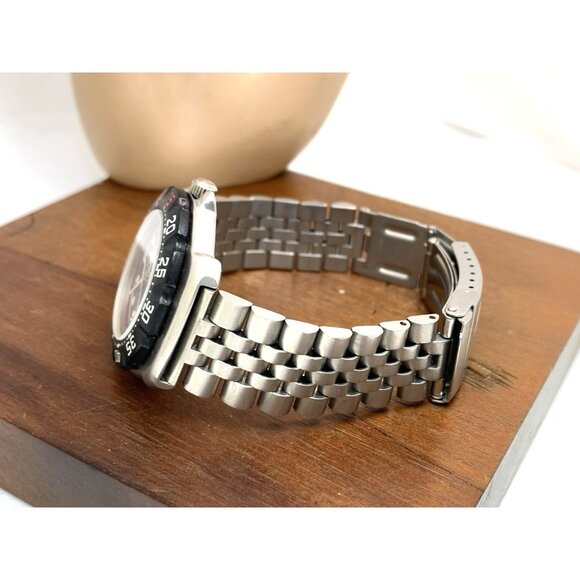 Tag Heuer Unisex Watch WA1214 Professional Swiss Quartz Red Black Dial 34mm - Picture 9 of 14